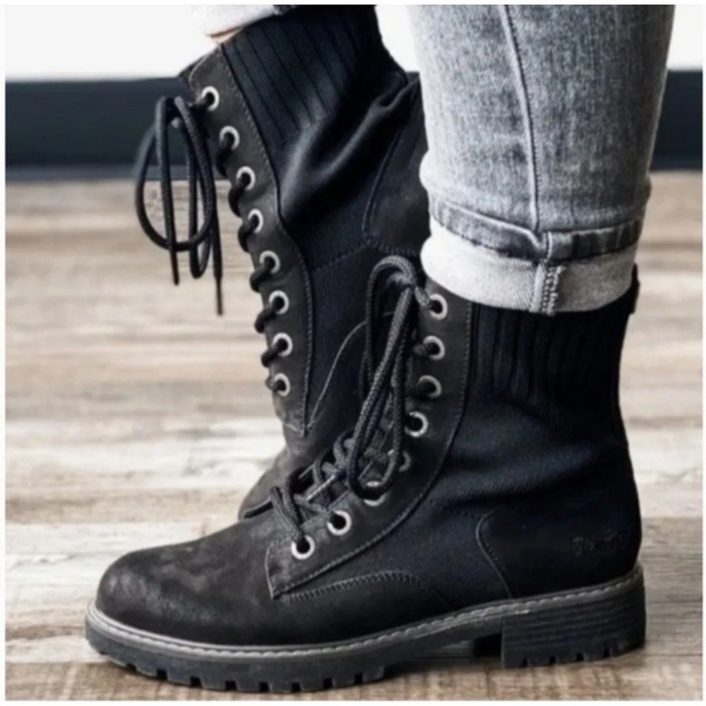 Blowfish Malibu Combat Boots Size 7.5 Lace-Up Lug Sole Reilly Vegan Black Grunge